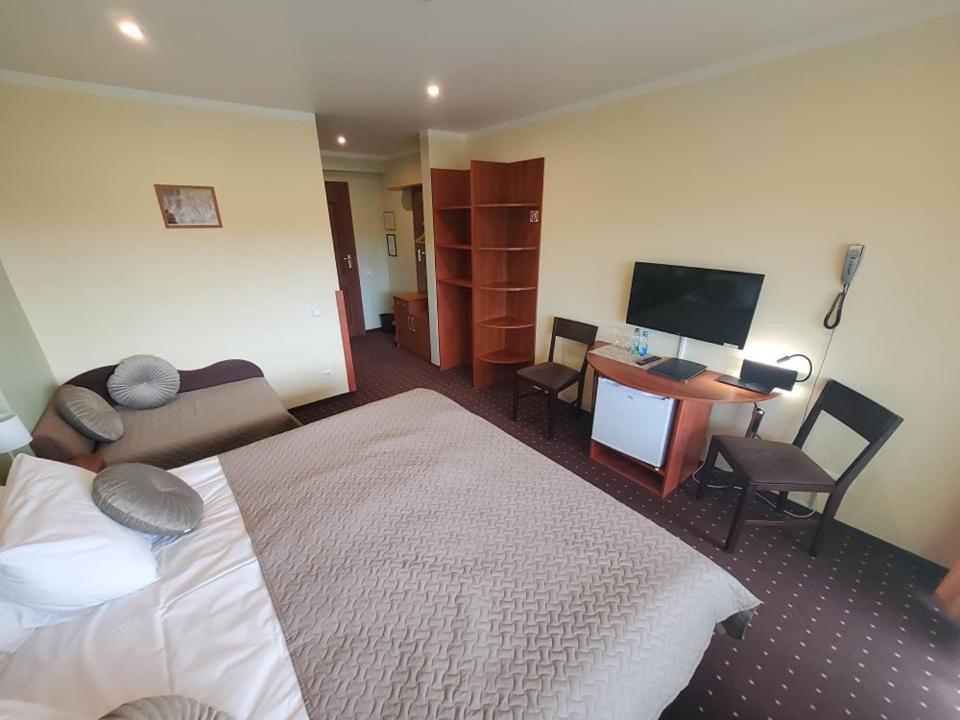 Hotel Green Smiltyne Panevezys Ngoại thất bức ảnh