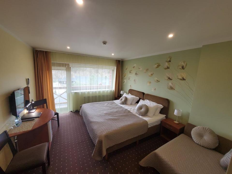Hotel Green Smiltyne Panevezys Ngoại thất bức ảnh